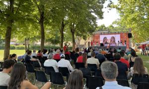 Pubblico 4 ricerche